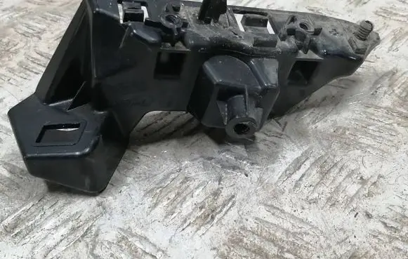 Ford Focus Front bumper mounting bracket JX7B17D958A1 17D958A1