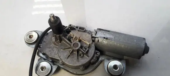 Ford Mondeo MK I Rear window wiper motor 0390201521 93BG-17K441-H1D