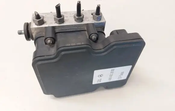 Mercedes-Benz CLA C117 X117 W117 ABS Pump 0265255631 A0004312000