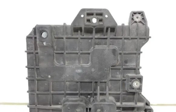 Battery tray