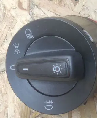 Seat Ibiza IV (6J,6P) Light switch 5G0941431AA