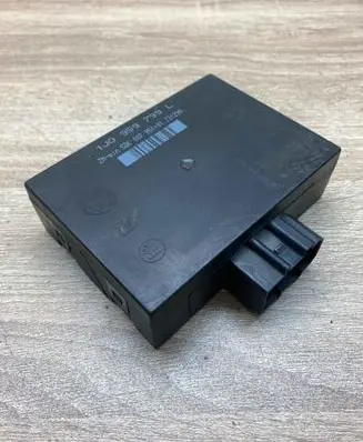 Skoda Octavia Mk1 (1U) Comfort/convenience module 1J0959799L 5DK0095101 I31298