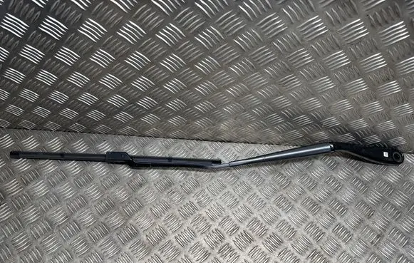 BMW X5 G05 Front wiper blade arm 7434854