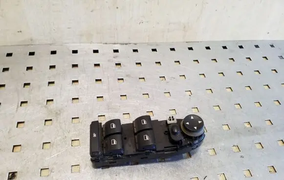 BMW X5 E70 Electric window control switch 912212001