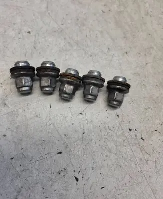 Jaguar XE Nuts/bolts 1234