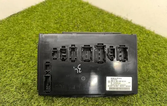 Mercedes-Benz ML W164 SAM control unit A1644404201 A1645457116 A1644424000
