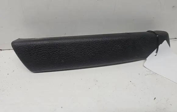 Audi Q7 4L Front door interior handle trim P0110565