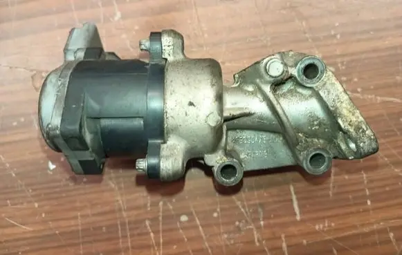 Peugeot 407 EGR valve 4r8090475ac
