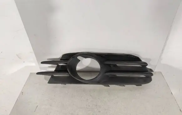Volkswagen Scirocco Front fog light trim/grill 1K8853665C