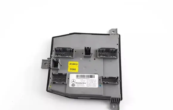 Mercedes-Benz E W213 SAM control unit A2139009219 A2139014203 A1679021701