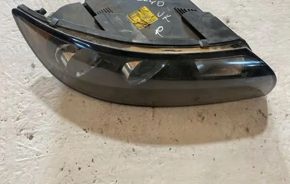Volvo S40 Headlight/headlamp 30698880 0301198602