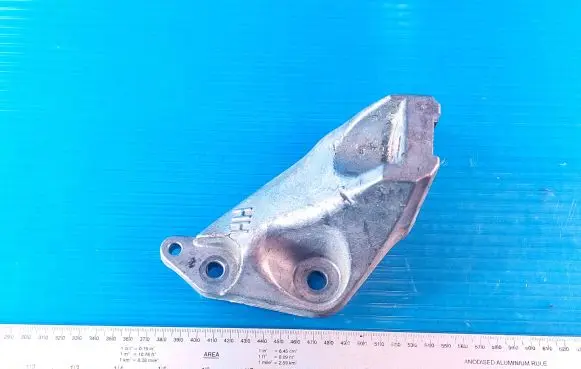 Toyota Sienna XL40 IV Other engine bay part