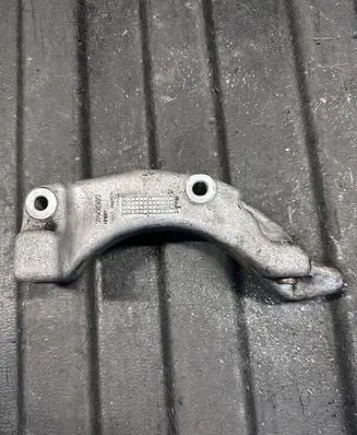 Volvo S90, V90 A/C compressor mount bracket 31401869 CH1BB