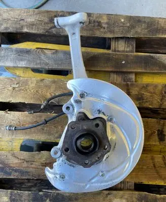 Audi A4 S4 B9 Stub axle 8W0407560