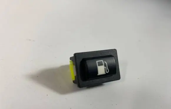 BMW 5 G30 G31 G38 Fuel tank opening switch 9358969