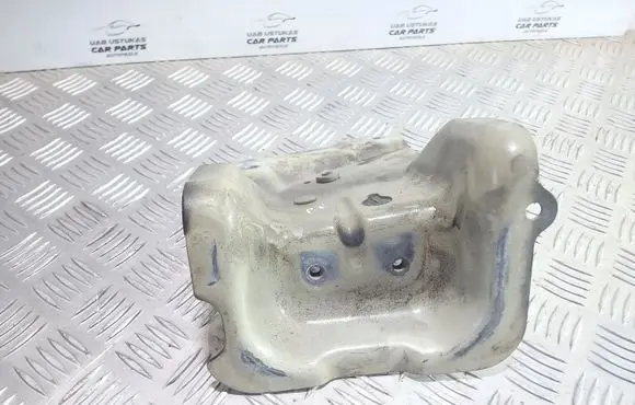 Chevrolet Captiva Other engine bay part