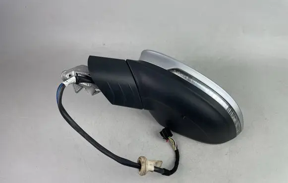 Volkswagen Golf VIII Front door electric wing mirror E1041551 VC693007 K22B23133