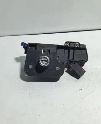 Opel Corsa C Tailgate exterior lock 90534783 24460839 90534785