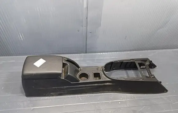 Audi Coupe Center console 