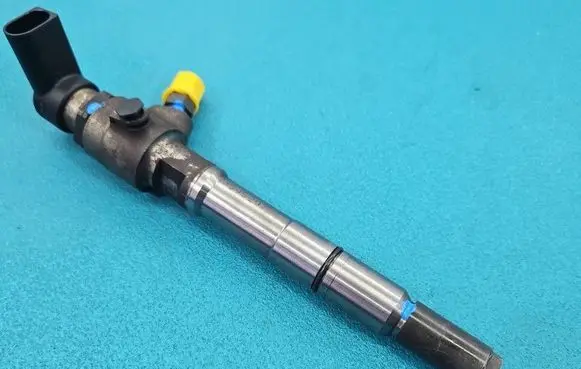 Volkswagen Jetta VI Fuel injector 03L130277B IMPRK1595897