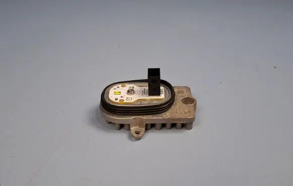 Volkswagen Tiguan Headlight ballast module Xenon 1420000844 5NB941036C