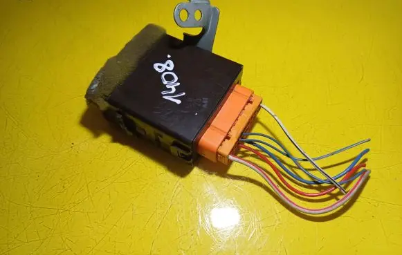 Toyota RAV 4 (XA10) Door control unit/module 8598042010