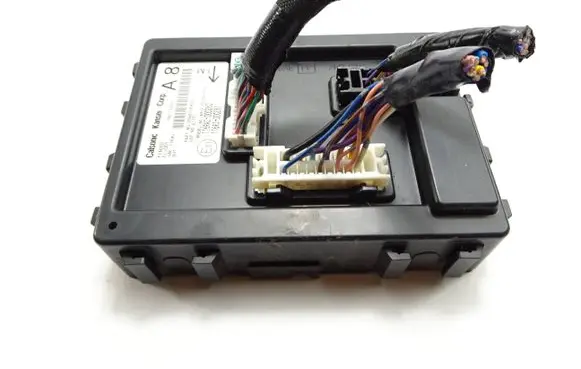 Nissan Juke I F15 Other control units/modules 284B11KA0D 116RAI000280 116RI000281