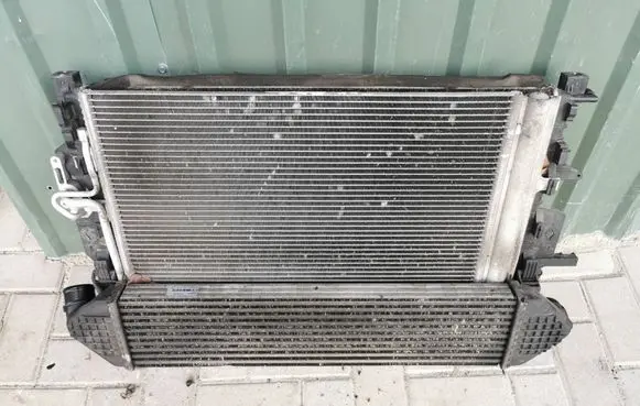 Volvo V40 Radiator set 31319064 31319165 31319168