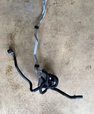 Jaguar F-Pace Gearbox / Transmission oil cooler HK837R081ED