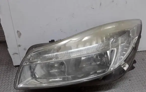Opel Insignia A Headlight/headlamp 16886201