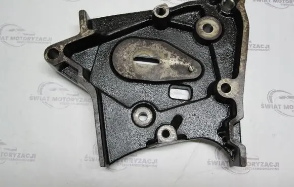 Opel Zafira B Engine mounting bracket 55187759