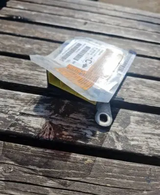 Nissan Almera Tino Airbag control unit/module