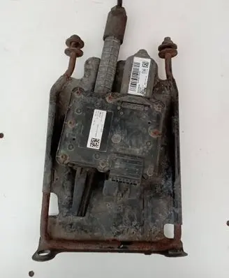 Opel Astra J Hand brake/parking brake motor 13334738 A2C53395288 H4738R113310105