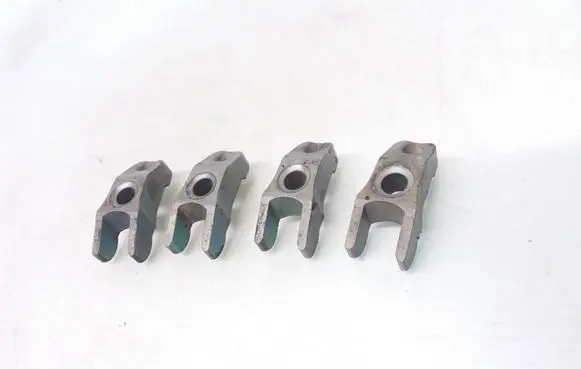Audi 80 90 S2 B4 Fuel Injector clamp holder