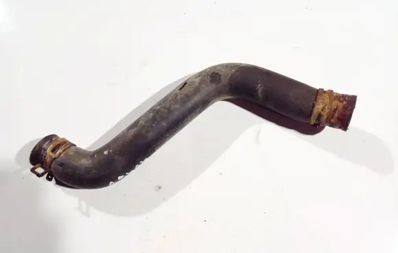 Volkswagen Jetta II Engine coolant pipe/hose