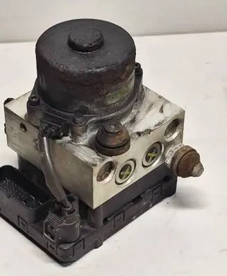 Honda HR-V ABS Pump X2T34575T 9Y01