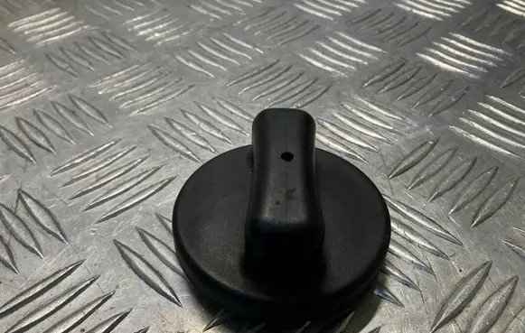 Volkswagen II LT Fuel tank filler cap 