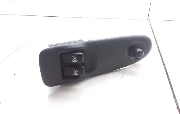 Opel Sintra Electric window control switch 10419506 10296353