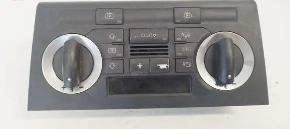 Audi A3 S3 8P Climate control unit 8P0820043D