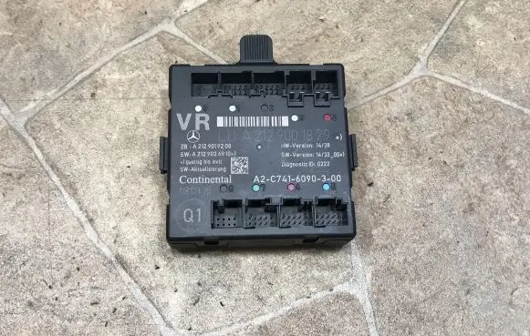 Mercedes-Benz E W212 Door control unit/module A2129001829