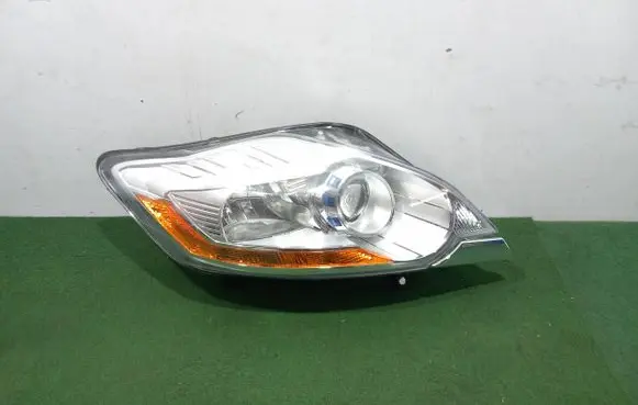 Ford Kuga I Headlight/headlamp 4311197M