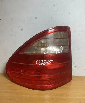 Mercedes-Benz E W210 Rear/tail lights A2108204764 C2615