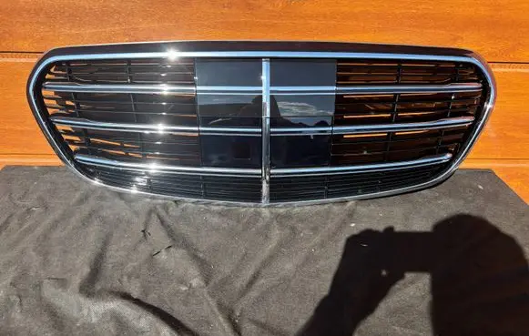 Mercedes-Benz S W223 Front bumper upper radiator grill A2238804100 42634014 202224129