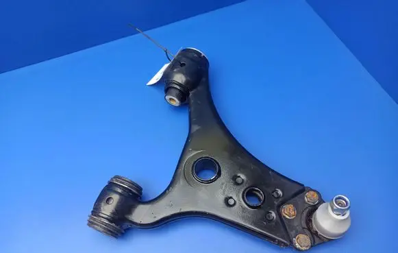 Mercedes-Benz A W169 Front lower control arm/wishbone 1693300607
