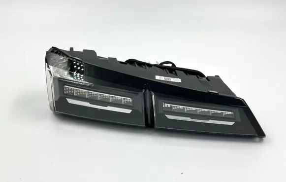 Peugeot 308 Tailgate rear/tail lights 9835300680