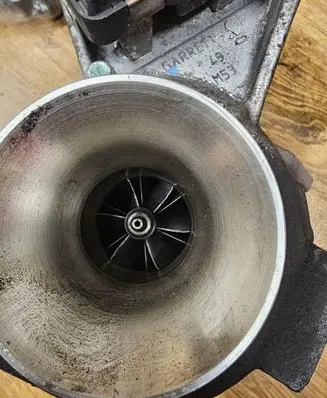 BMW 1 E81 E87 Turbo 25820310 781018902