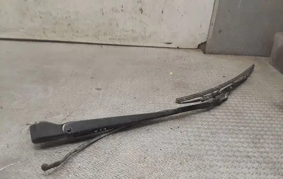 Mercedes-Benz Vito Viano W638 Rear wiper blade 