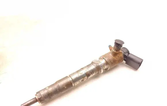 Ford Focus Fuel injector GK2Q9K546AC