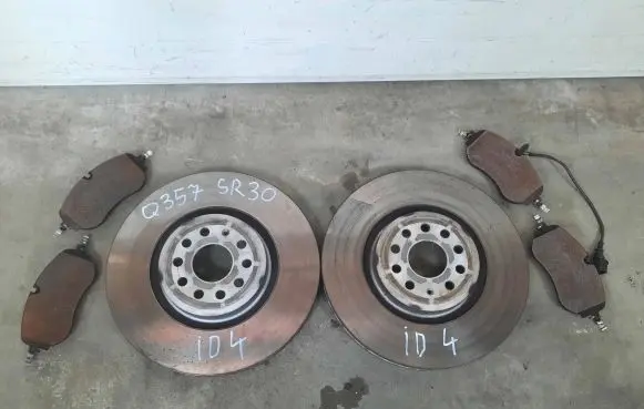 Volkswagen ID.4 Brake discs and calipers set 
