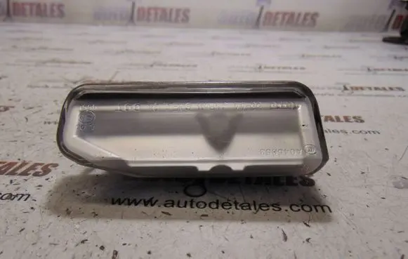 Lexus IS 220D-250-350 Number plate light